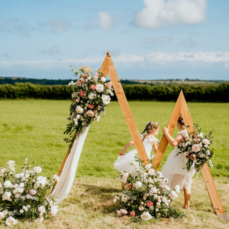 bridal bouquet, florist uk, brides2025, swansea florist, uk bride, wedding florist bridal florist, weddingflorist, uk brides, bride tribe, wedding flowers, swansea weddings, cardiff weddings, cheltbride, bridal flowers, flowers, bridal inspo, wedding styling, modern florist, contemporary flowers, florist, welsh weddings, award winning florist, featured florist, wedding inspiration