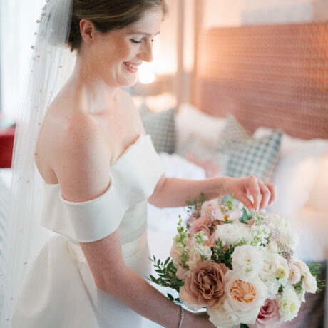 bridal bouquet, florist uk, brides2025, swansea florist, uk bride, wedding florist bridal florist, weddingflorist, uk brides, bride tribe, wedding flowers, swansea weddings, cardiff weddings, cheltbride, bridal flowers, flowers, bridal inspo, wedding styling, modern florist, contemporary flowers, florist, welsh weddings, award winning florist, featured florist, wedding inspiration